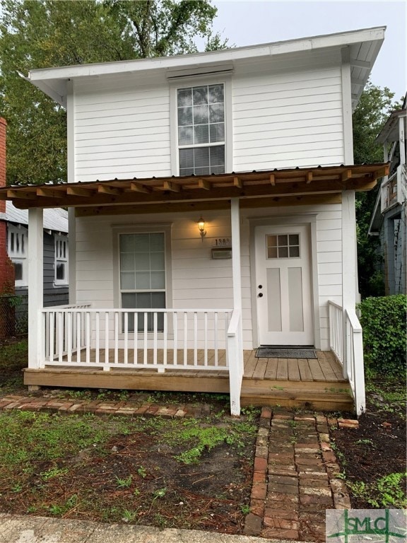 Front, main house photo.