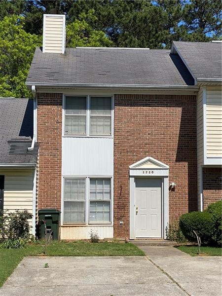 1710 Hunting Creek Dr SE, Conyers, GA 30013 - photo 1