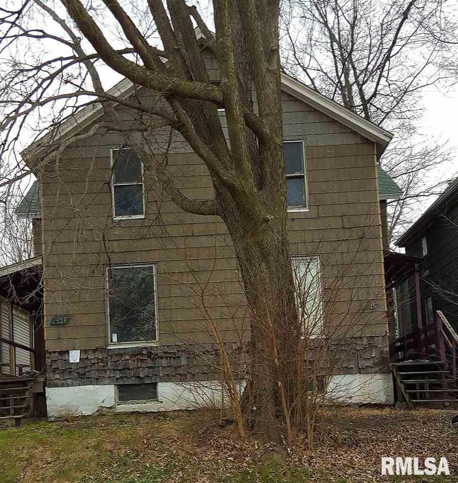 1526 W 2nd St, Davenport, IA 52802 - photo 1