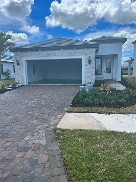 6249 Winding Pine Dr, Nokomis, FL 34275 - photo 1