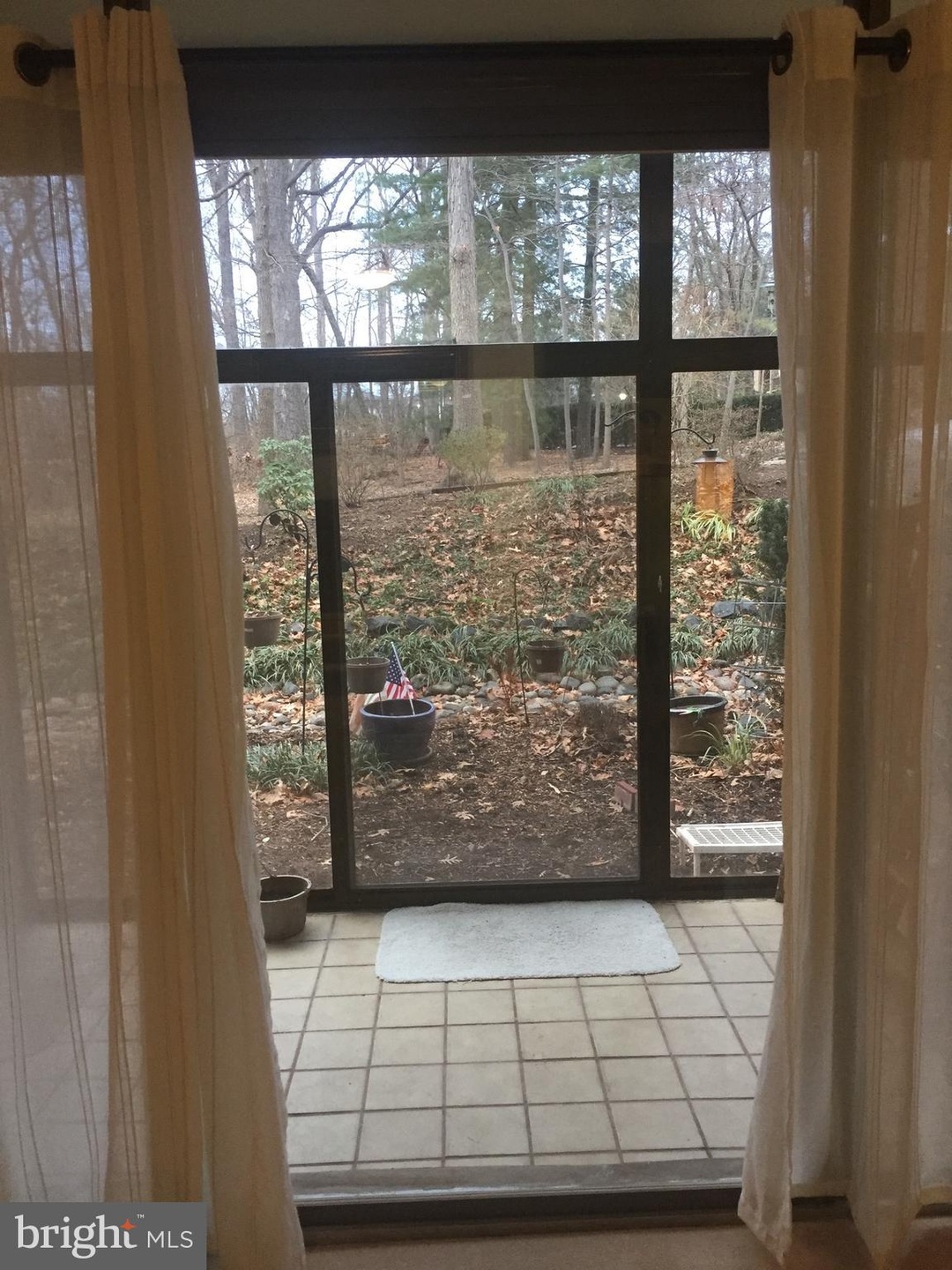 1648 Parkcrest Cir unit 100, Reston, VA 20190 - photo 1