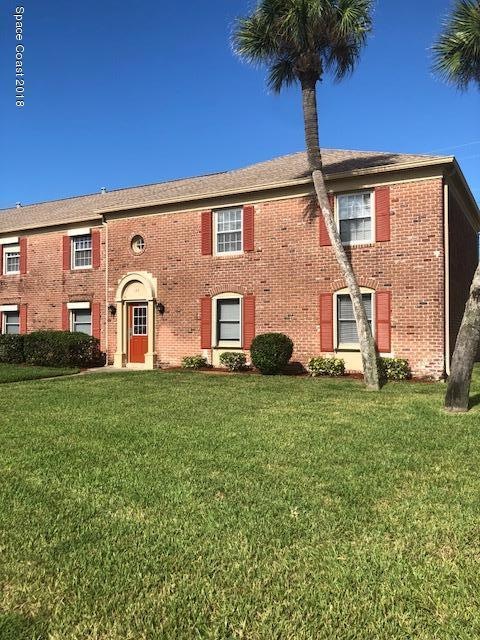 125 E Colonial front
