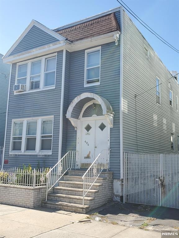 For Rent $2,500/month