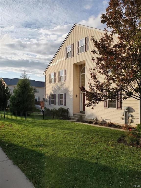 6800 Hunt Dr, Macungie, PA 18062 - photo 1