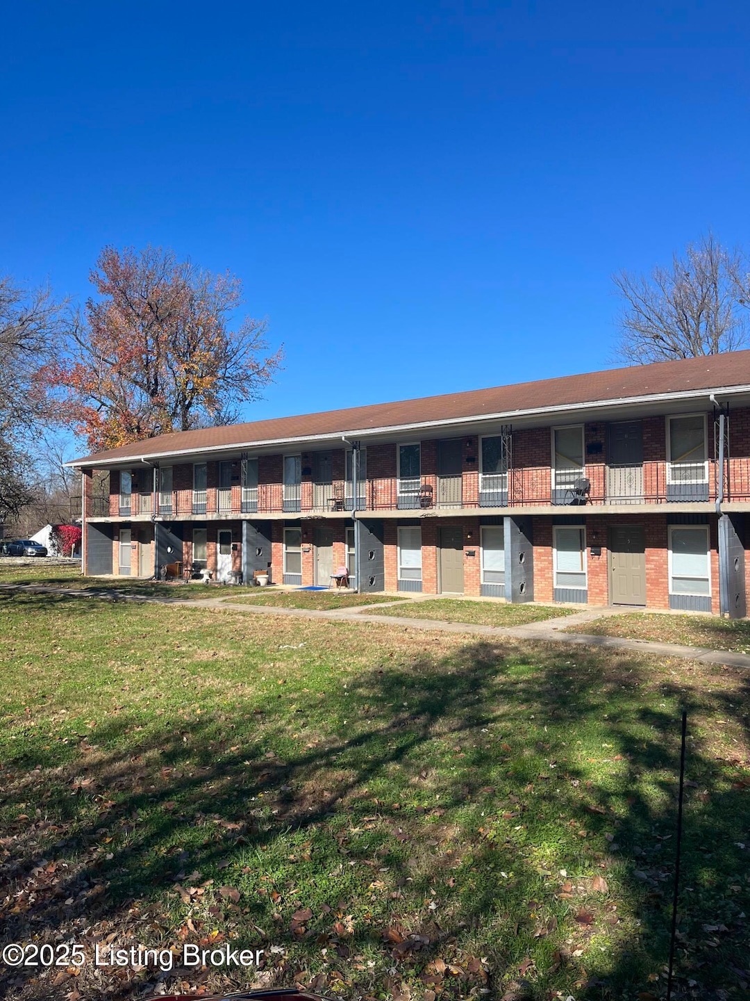 1909 San Jose Ave unit 12, Louisville, KY 40216 - photo 1