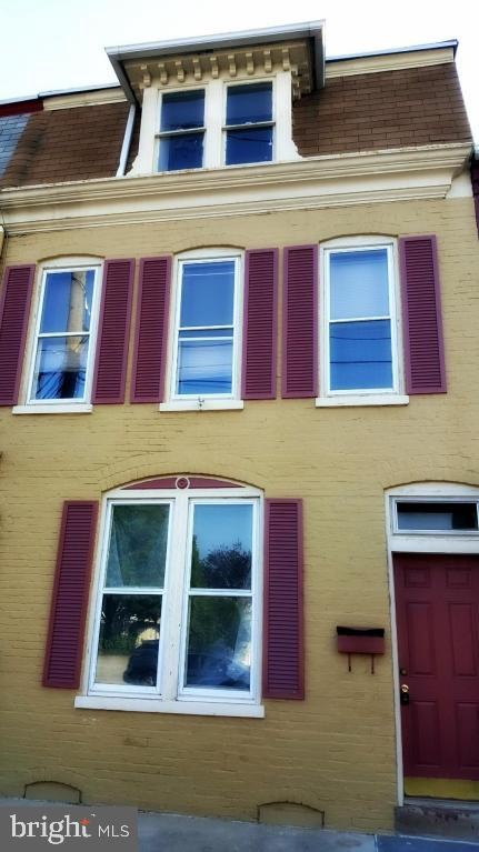 114 N 5th St, Columbia, PA 17512 - photo 1