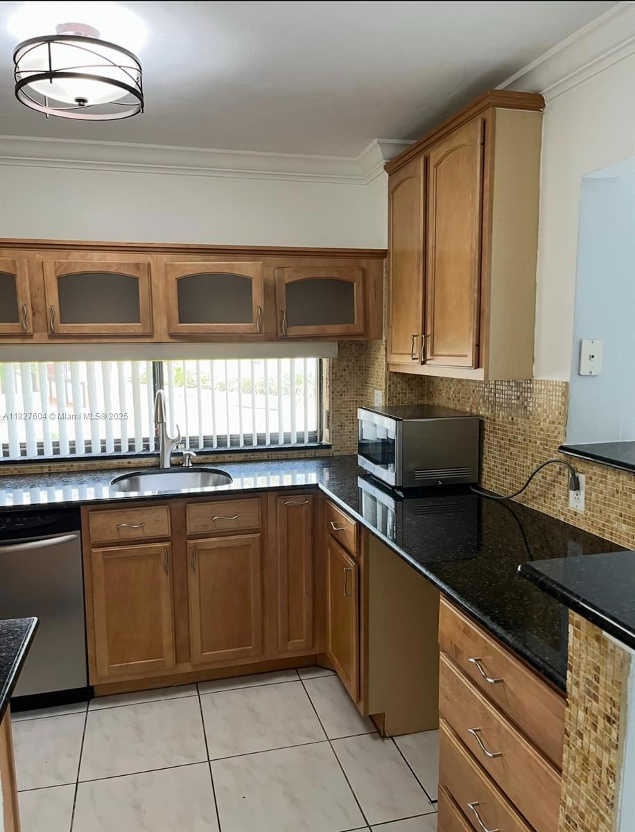 For Rent $1,925/month