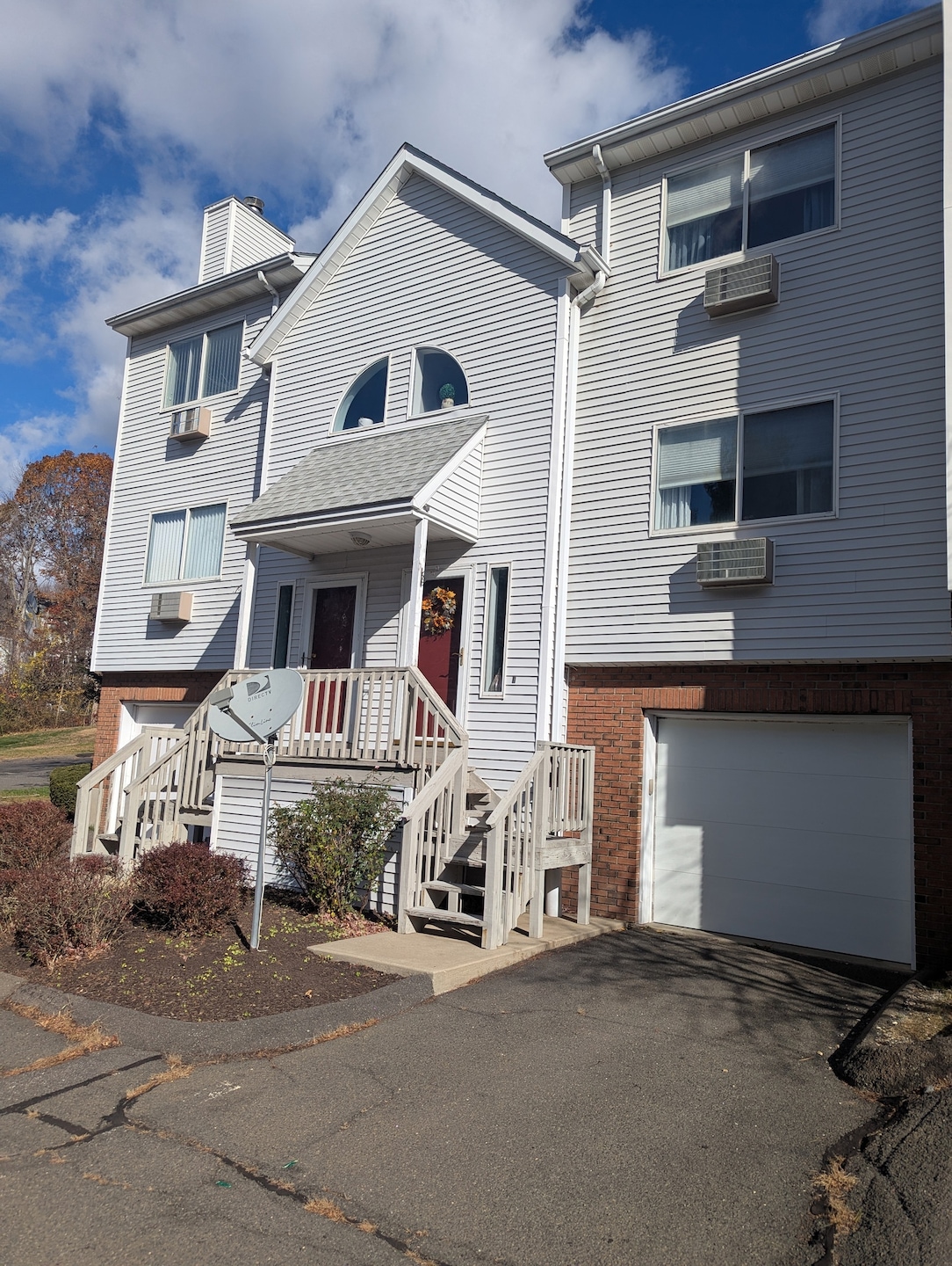925 Oronoke Rd unit 14B, Waterbury, CT 06708 - photo 1