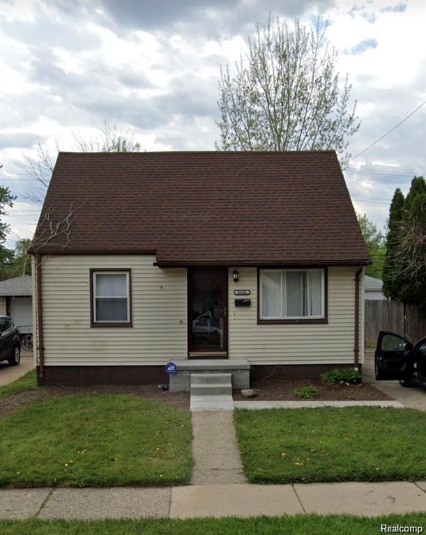 26421 Clancy St, Roseville, MI 48066 - photo 1