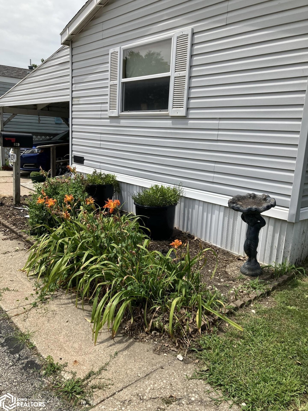 829 Quiet Harbor unit 11, Creston, IA 50801 - photo 1