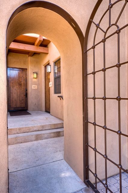 Private Courtyard Entry