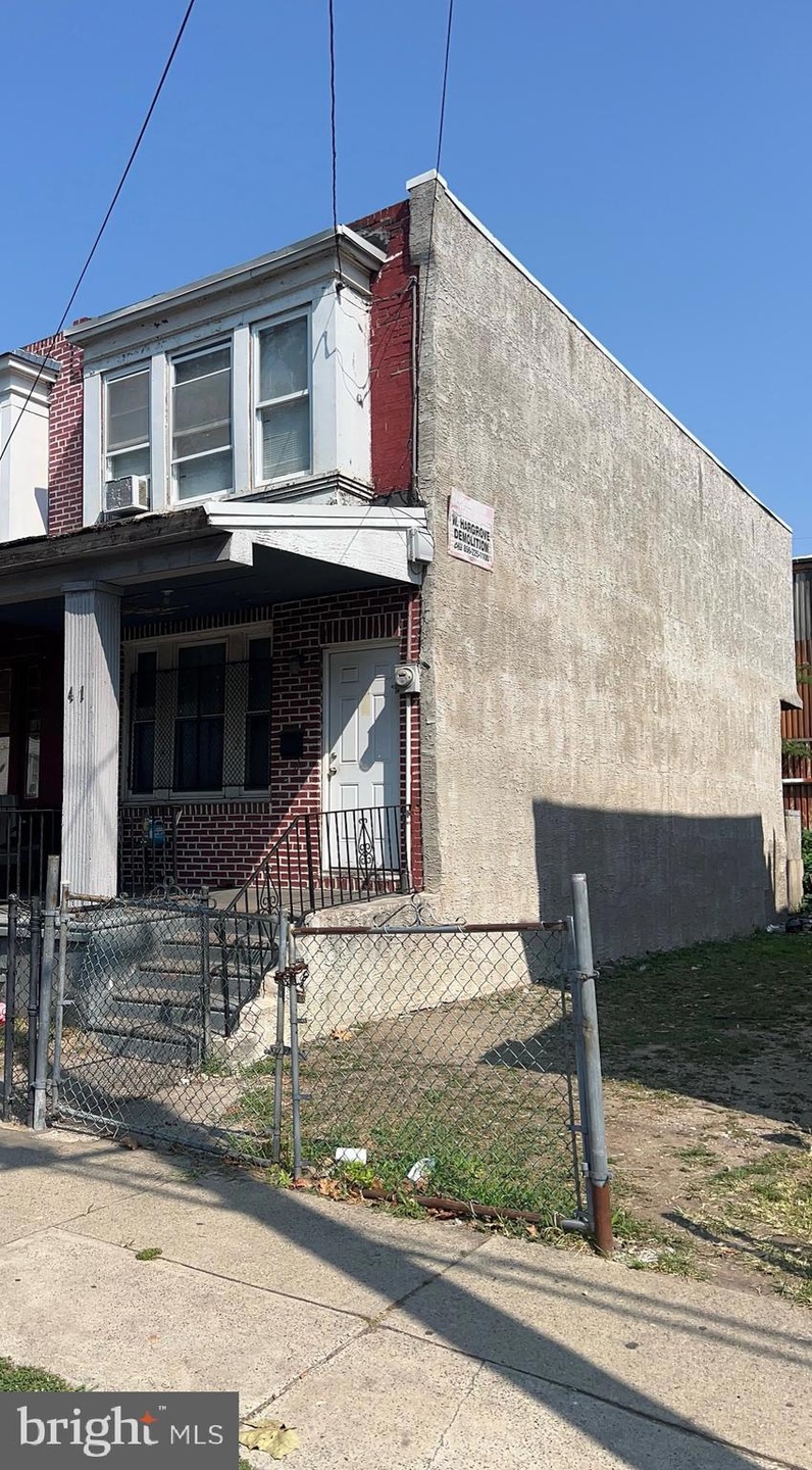 421 Lansdowne Ave, Camden, NJ 08104 - photo 1