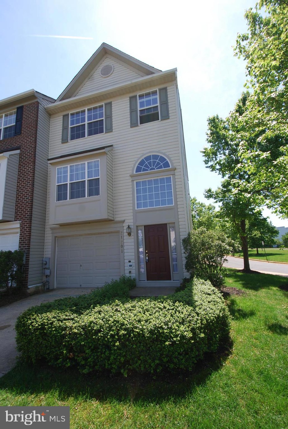 21201 Owls Nest Cir, Germantown, MD 20876 - photo 1