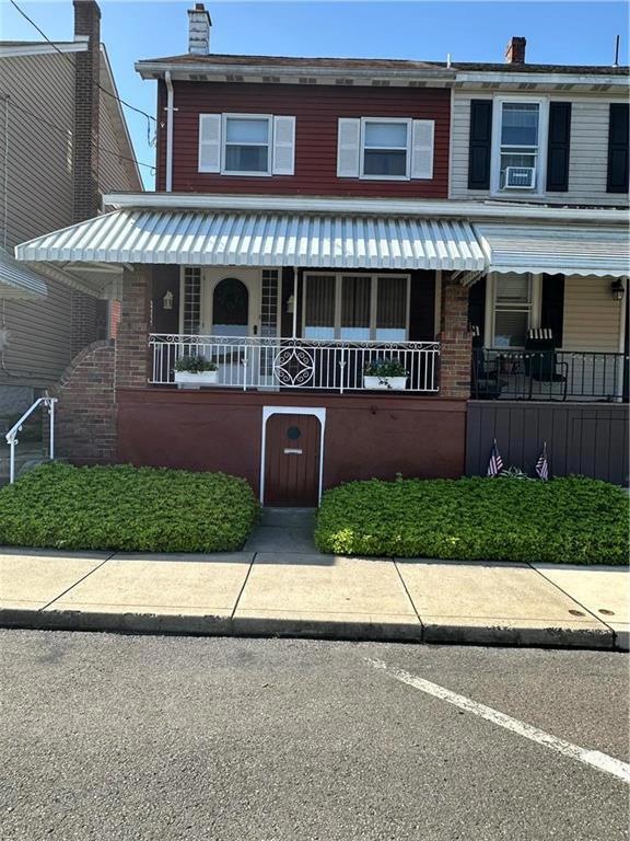 622 E Bertsch St, Lansford, PA 18232 - photo 1