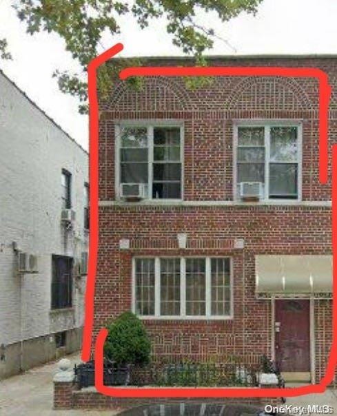 Sold $1,700,000 • Co-Listing Agent