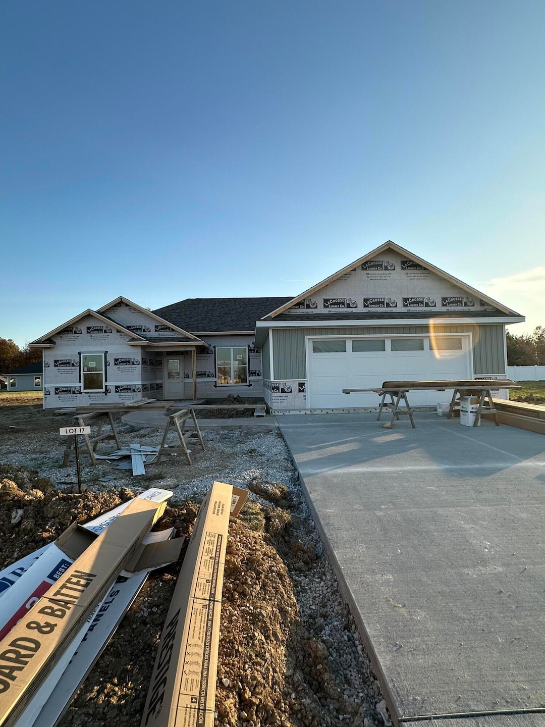 412 W Jaxon St, Sturgeon, MO 65284 - photo 1