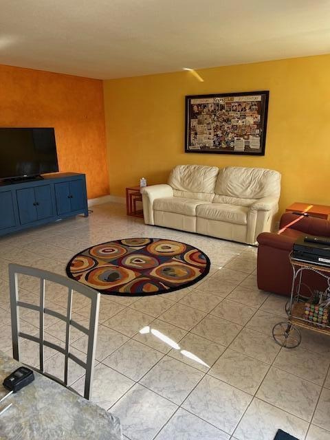 80 Valencia D unit D, Delray Beach, FL 33446 - photo 1