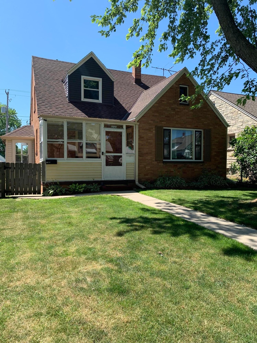 4245 S 1st St, Milwaukee, WI 53207 - photo 1