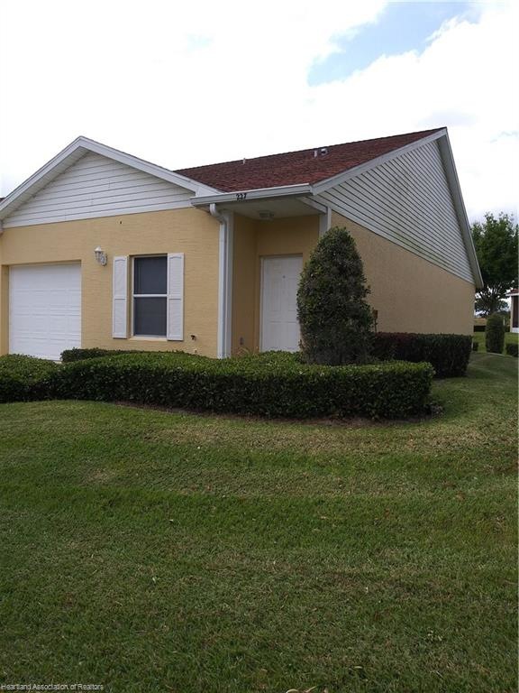 227 Trafalgar Way, Lake Placid, FL 33852 - photo 1