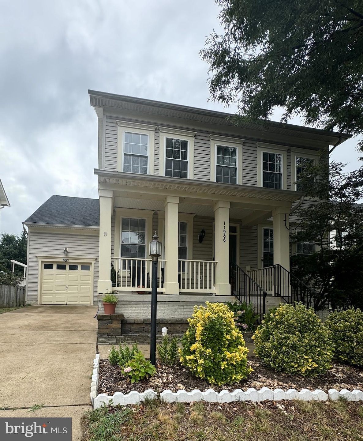 11986 Rayborn Creek Dr, Manassas, VA 20109 - photo 1