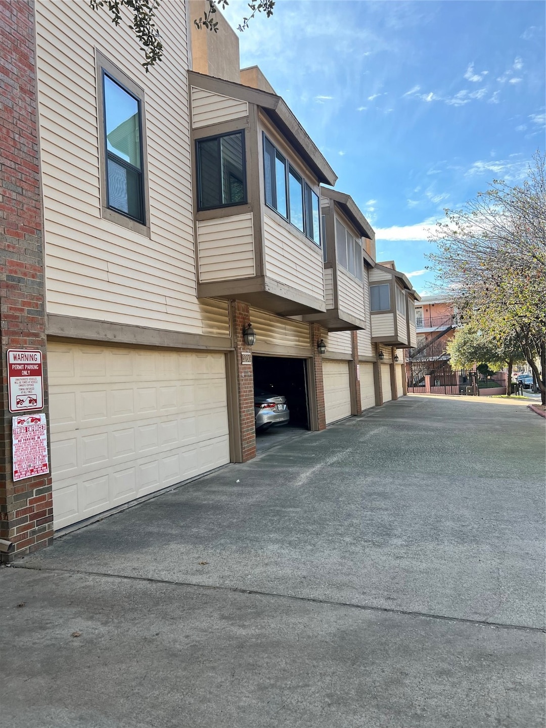 3230 Cole Ave unit 207A, Dallas, TX 75204 - photo 1