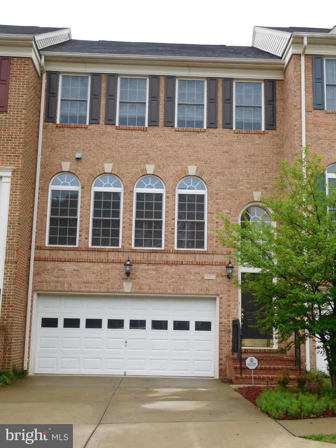 16470 Steerage Cir, Woodbridge, VA 22191 - photo 1
