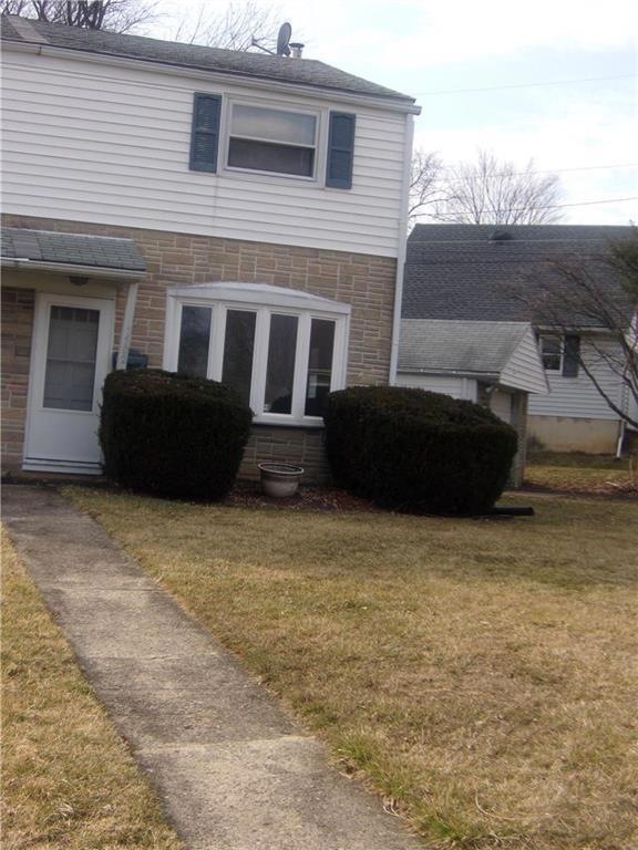 1502 Valley Rd, Bethlehem, PA 18018 - photo 1