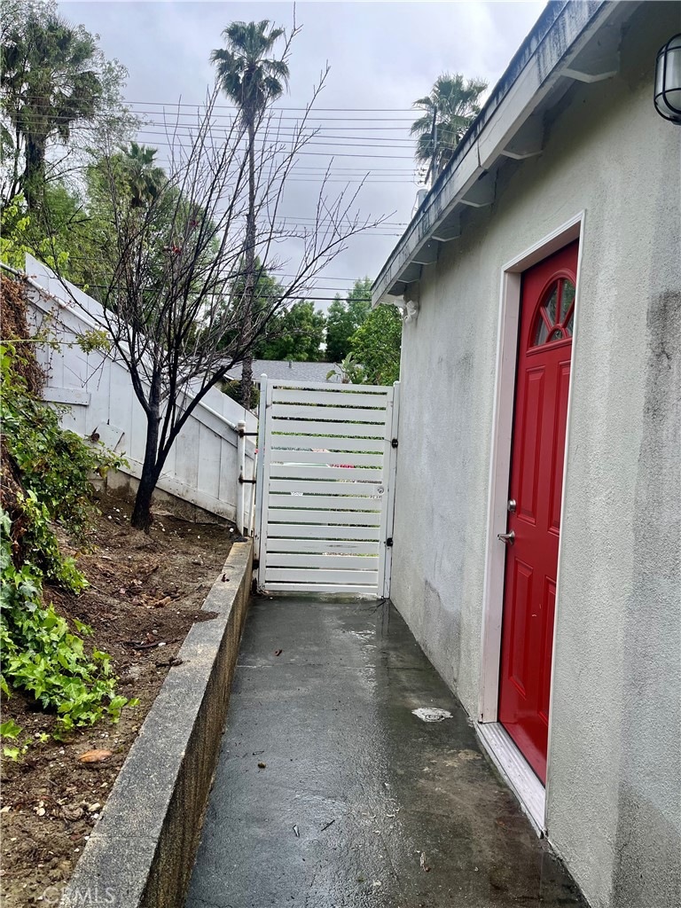 20757 Clark St, Los Angeles, CA 91367 - photo 1