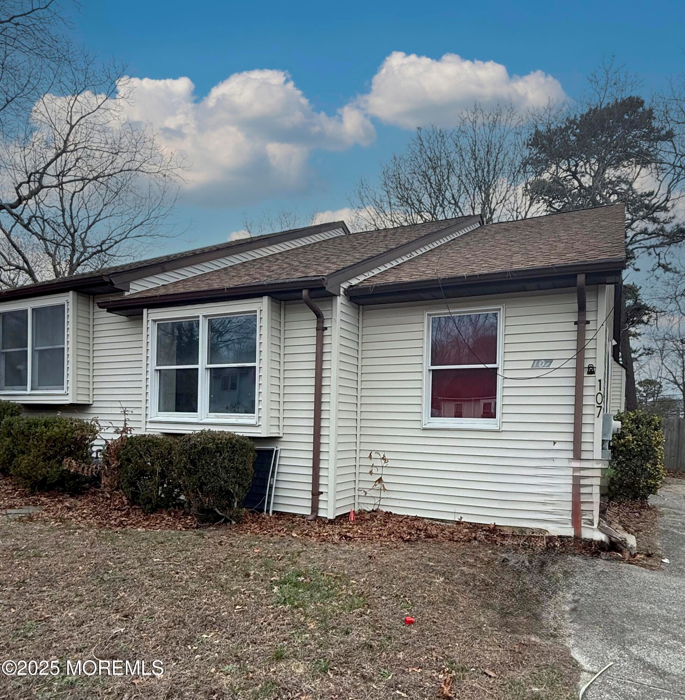 105 W Winged Foot Ct unit 107, Little Egg Harbor Township, NJ 08087 - photo 1