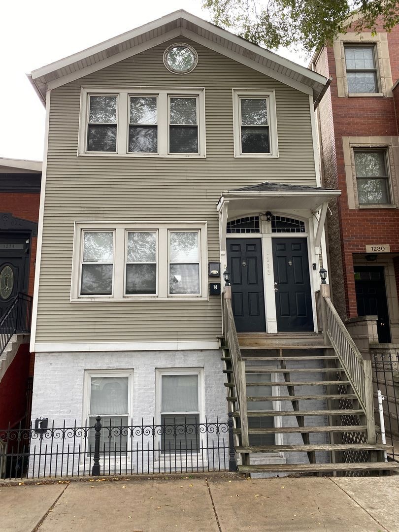 1232 W Huron St unit 3, Chicago, IL 60642 - photo 1