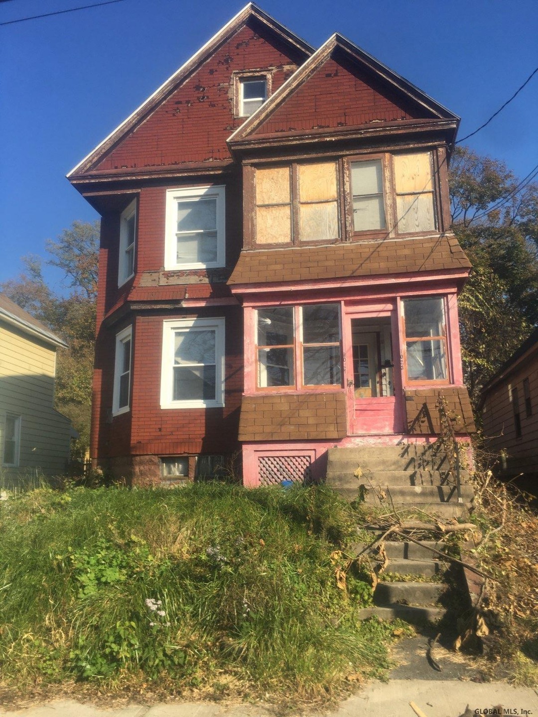 1021 Davis Terrace, Schenectady, NY 12303 - photo 1