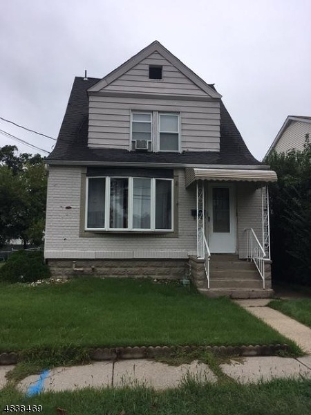 461 Robins St, Roselle, NJ 07203 - photo 1