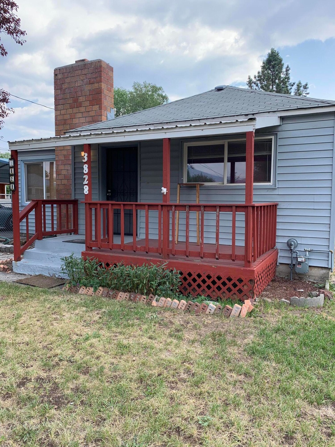 3828 Clinton Ave, Klamath Falls, OR 97603 - photo 1