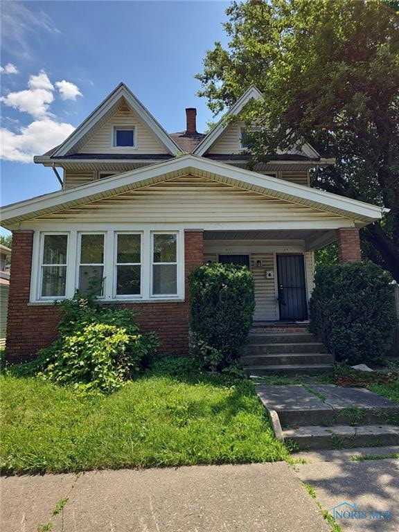 811 Collins St, Toledo, OH 43610 - photo 1