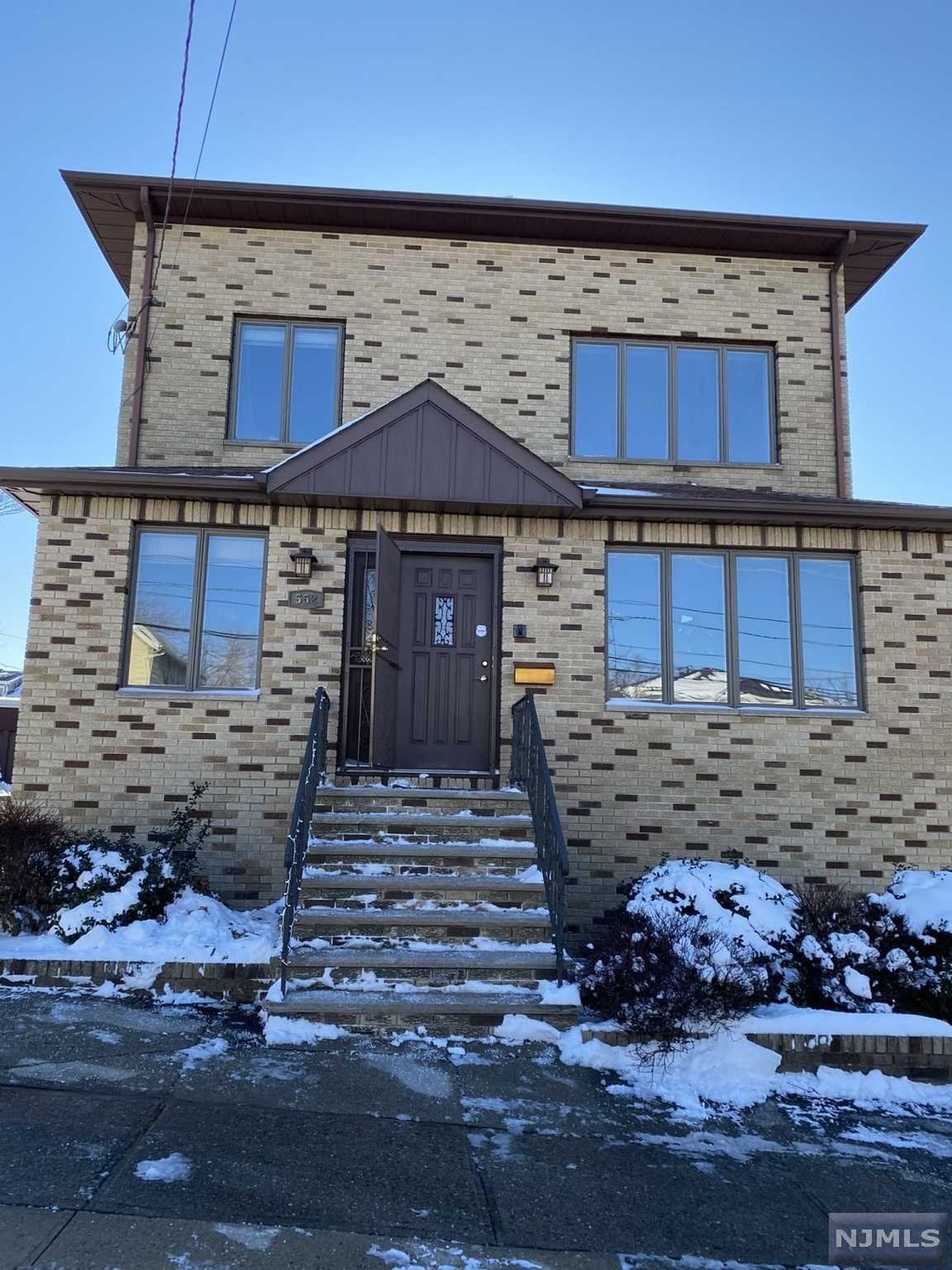 552 Page Ave unit 2, Lyndhurst, NJ 07071 - photo 1