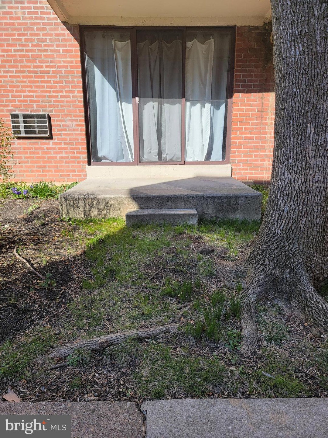 100 E Glenolden Ave unit F7, Glenolden, PA 19036 - photo 1