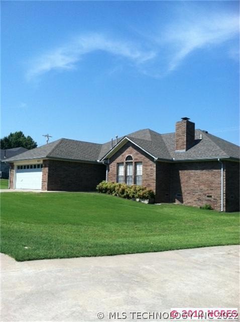 103 Oakwood Dr, Tahlequah, OK 74464 - photo 1