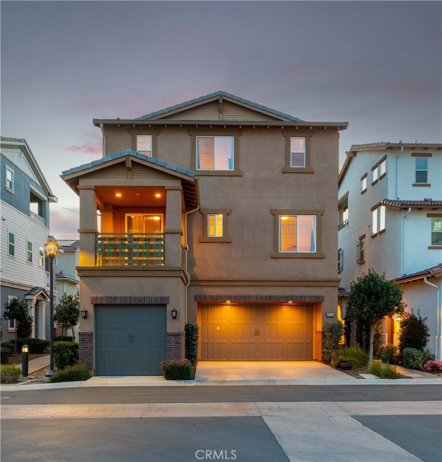 Sold $1,225,000 • Co-Listing Agent