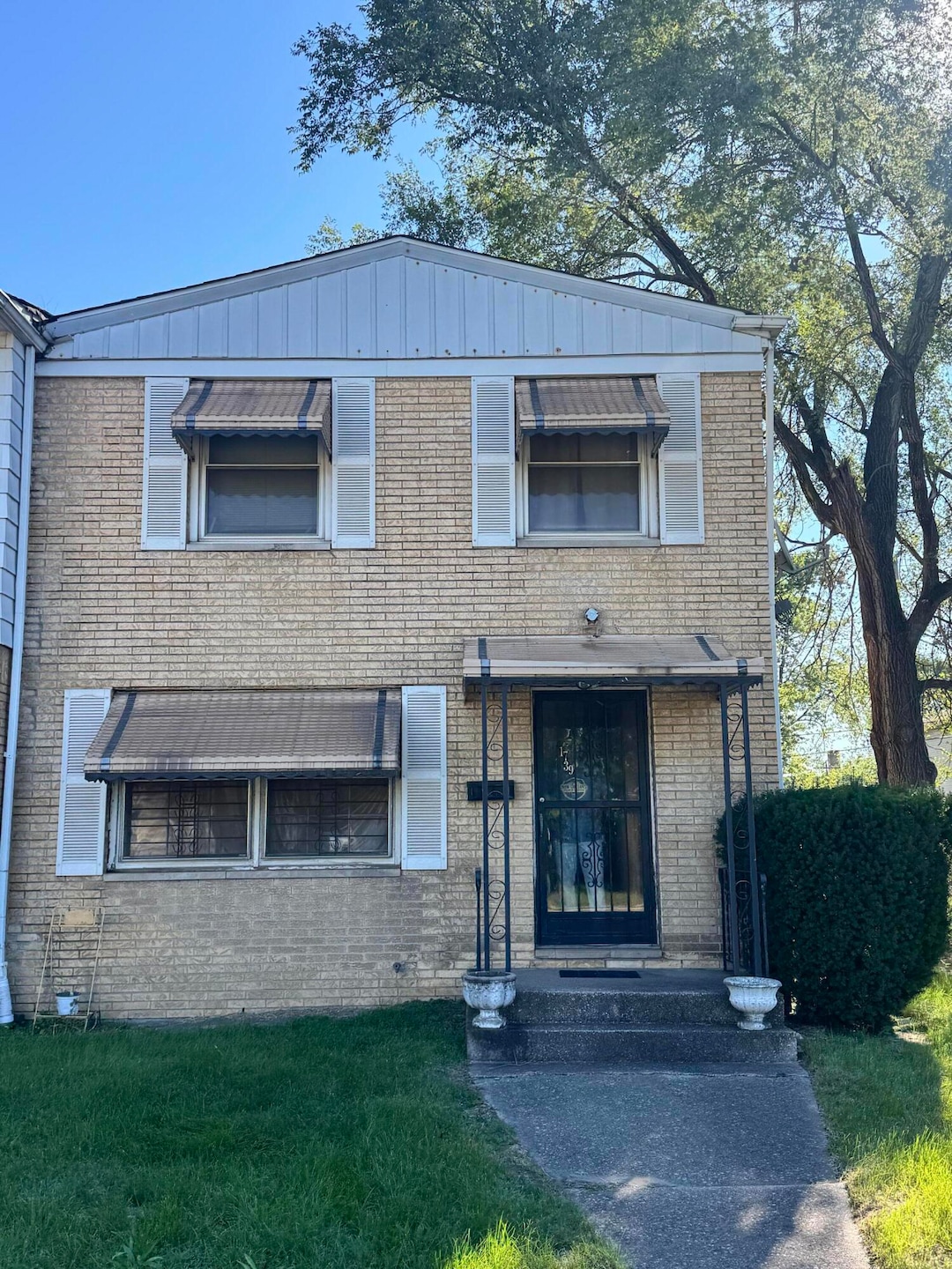 Sold $60,000 • Co-Listing Agent