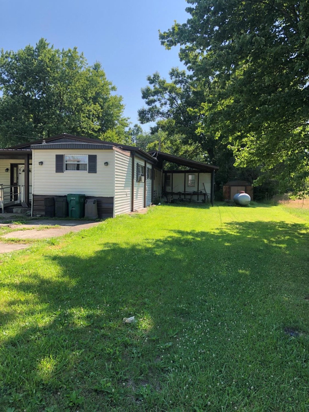 963 S Main St, Georgetown, OH 45121 - photo 1