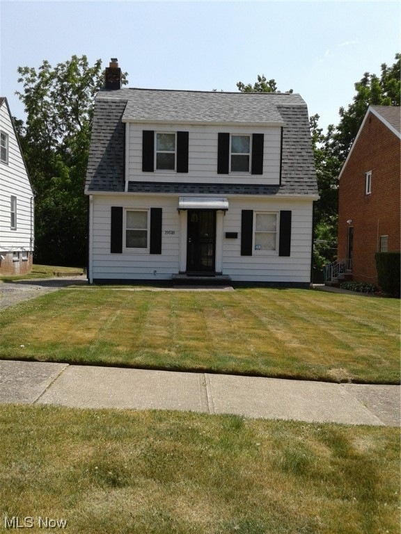 19518 Nitra Ave, Maple Heights, OH 44137 - photo 1