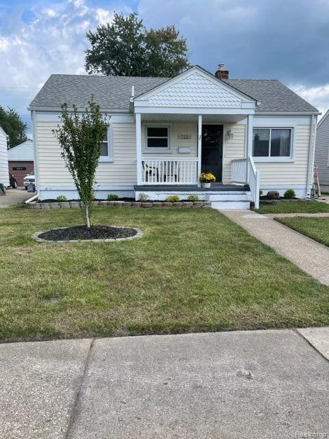 ADORABLE CURB APPEAL