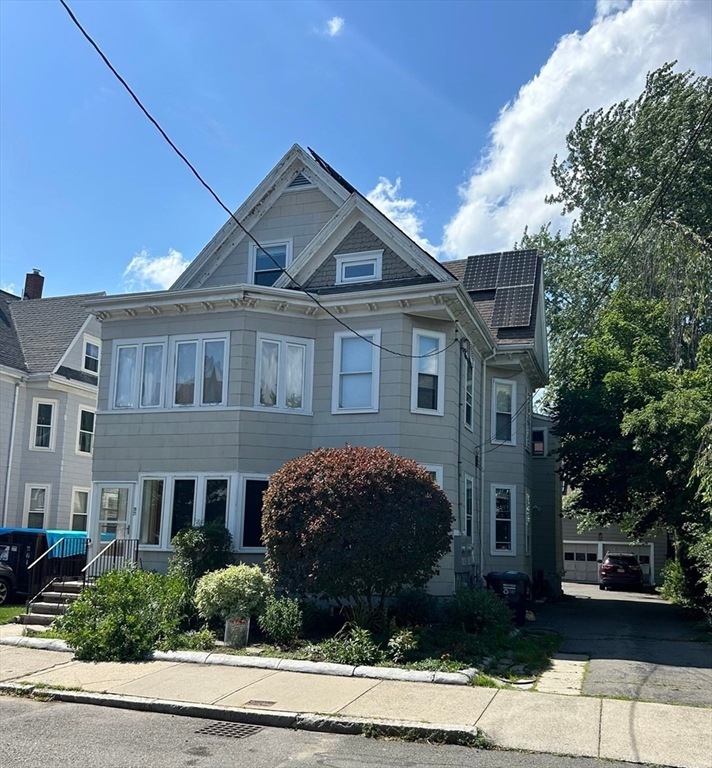 19 Haskell St unit 3, Cambridge, MA 02140 - photo 1