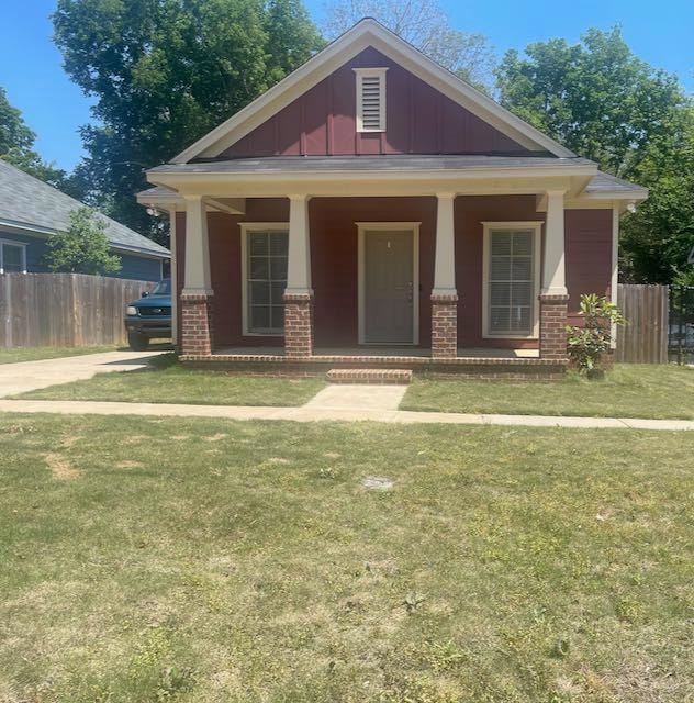 For Rent $1,400/month