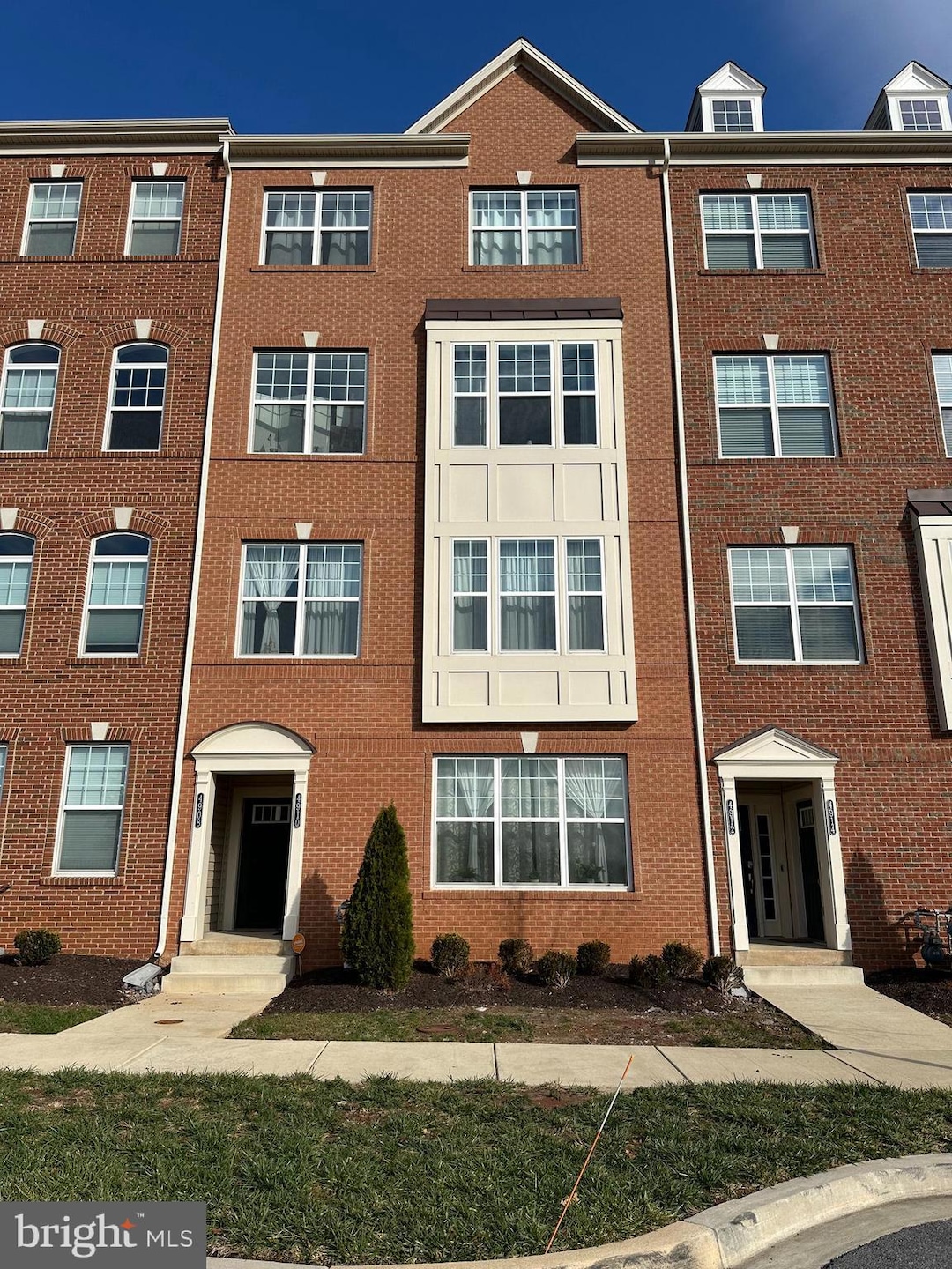 4914 Macdonough Place, Frederick, MD 21703 - photo 1