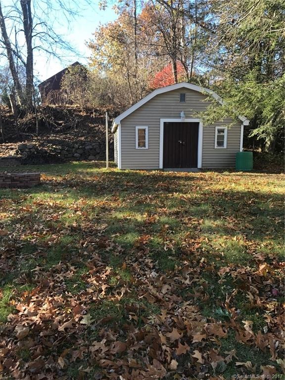 400 Maple Ave, Bristol, CT 06010 - photo 1