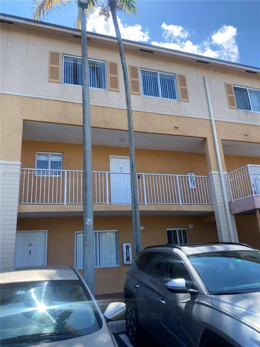 6245 SW Kendale Lakes Cir unit 209, Miami, FL 33183 - photo 1