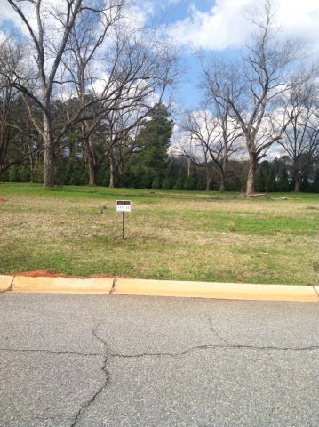 3809 Burton Ct, Albany, GA 31721 - photo 1