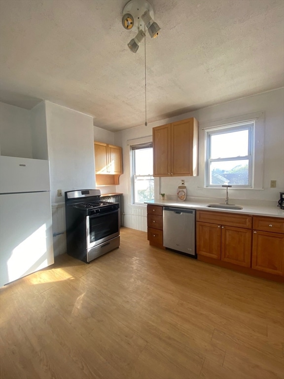 For Rent $5,400/month