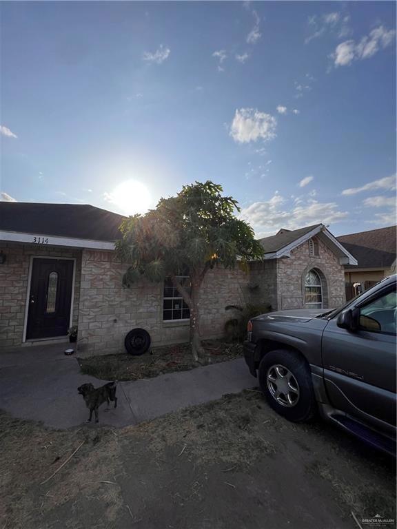 3114 S Westgate Dr, Weslaco, TX 78596 - photo 1